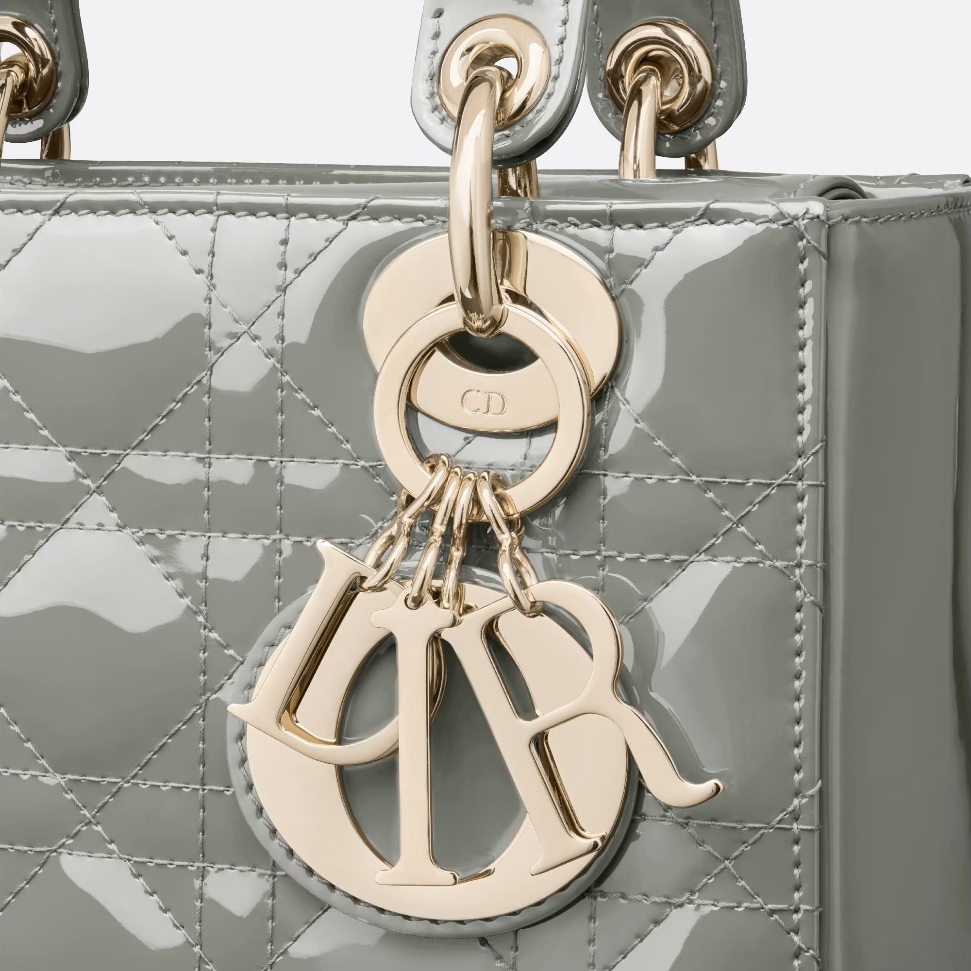 Túi Dior Small Lady Dior Bag Stone Gray Patent Cannage Calfskin 10