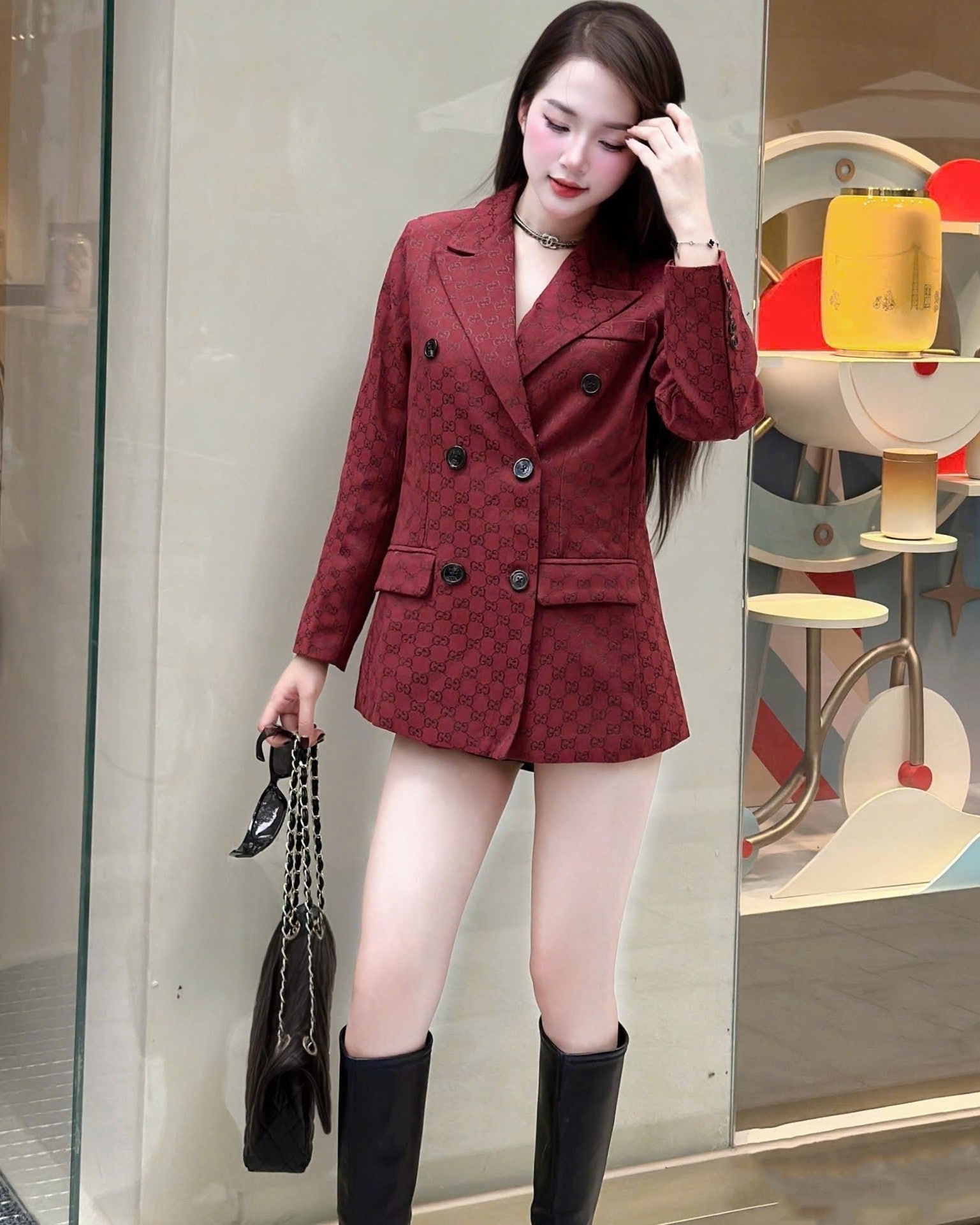 Áo khoác vest đỏ hoa tiết hãng Gucci 6