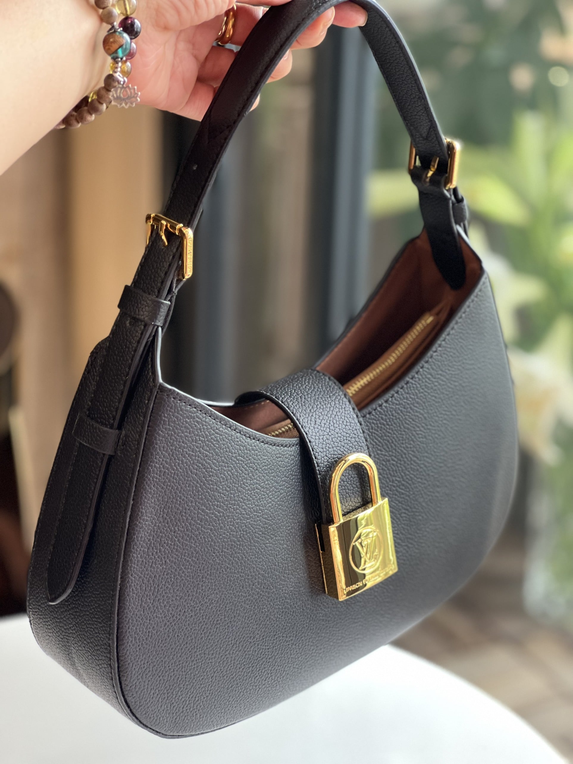 TÚI ĐEO VAI LV LOUIS VUITTON LOW KEY SHOULDER BAG BLACK 7