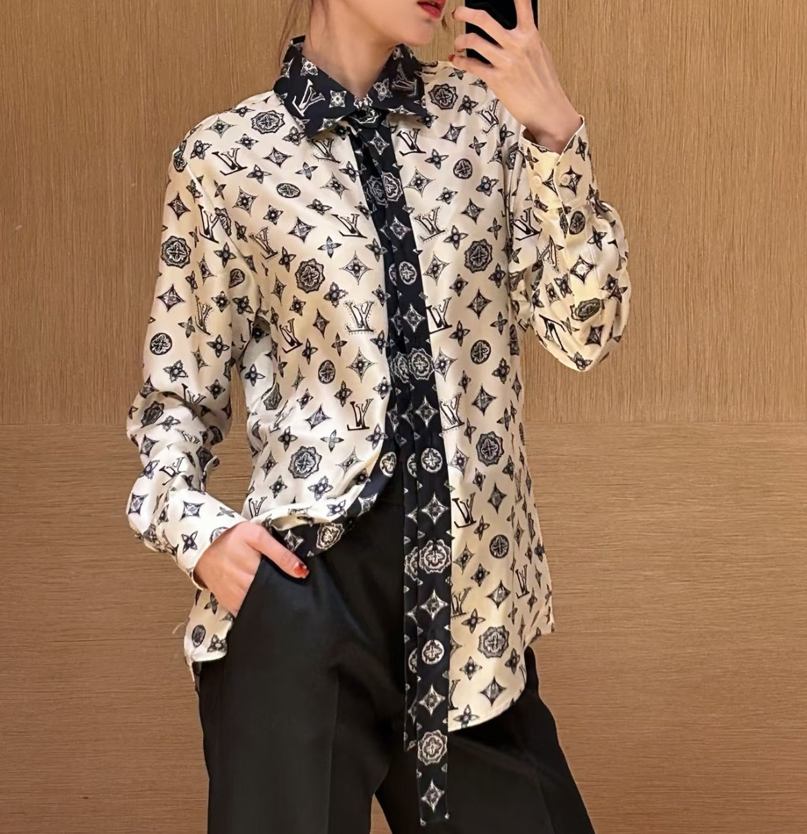 Áo sơ mi lụa LV Louis Vuitton Monogram Silk Shirt 3