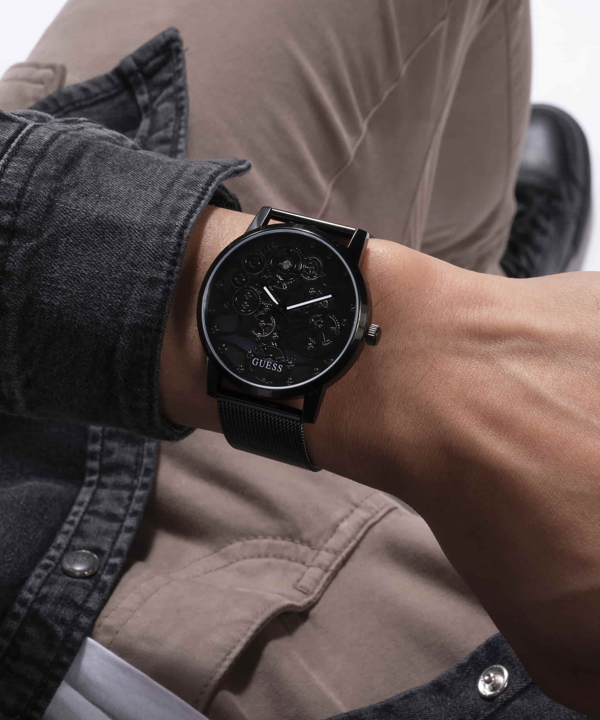 ĐỒNG HỒ NAM GUESS ANALOG WATCH FOR MEN BLACKMESH POLISHED BRACELET GW0538G3 5