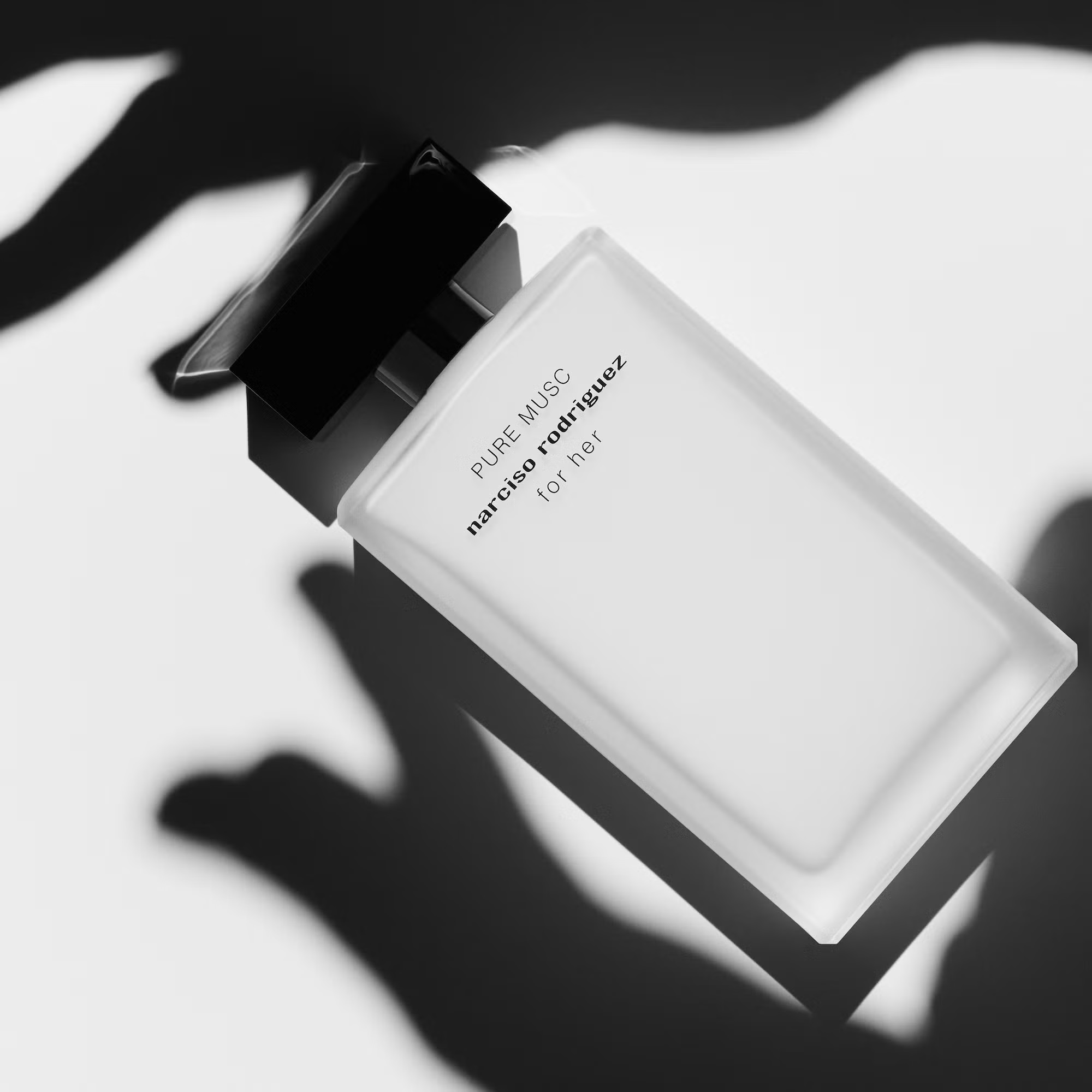 Nước hoa nữ Narciso Rodriguez Pure Musc For Her EDP màu trắng 9