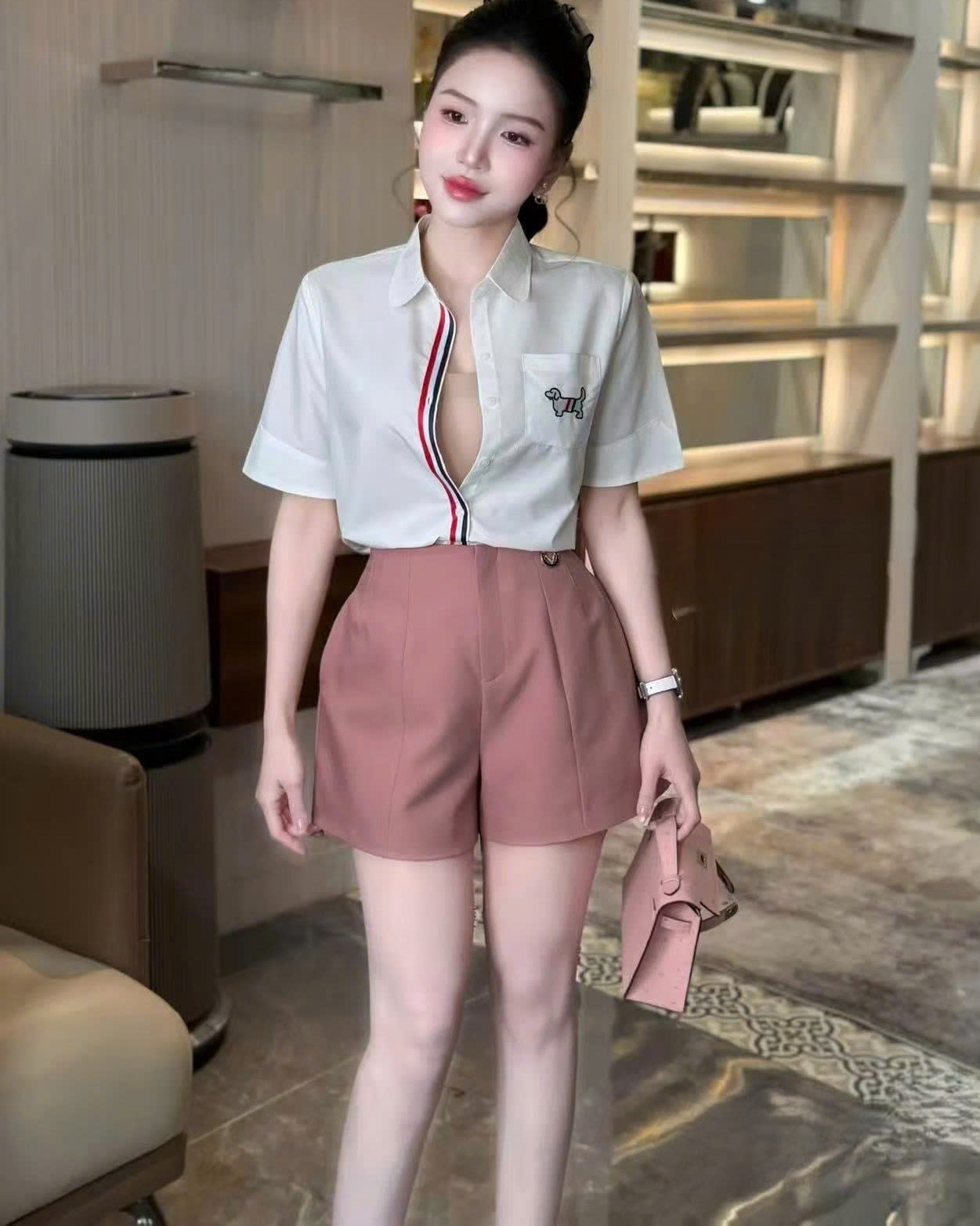 Áo sơ mi nhiều màu Thom Browne họa tiết chó 2