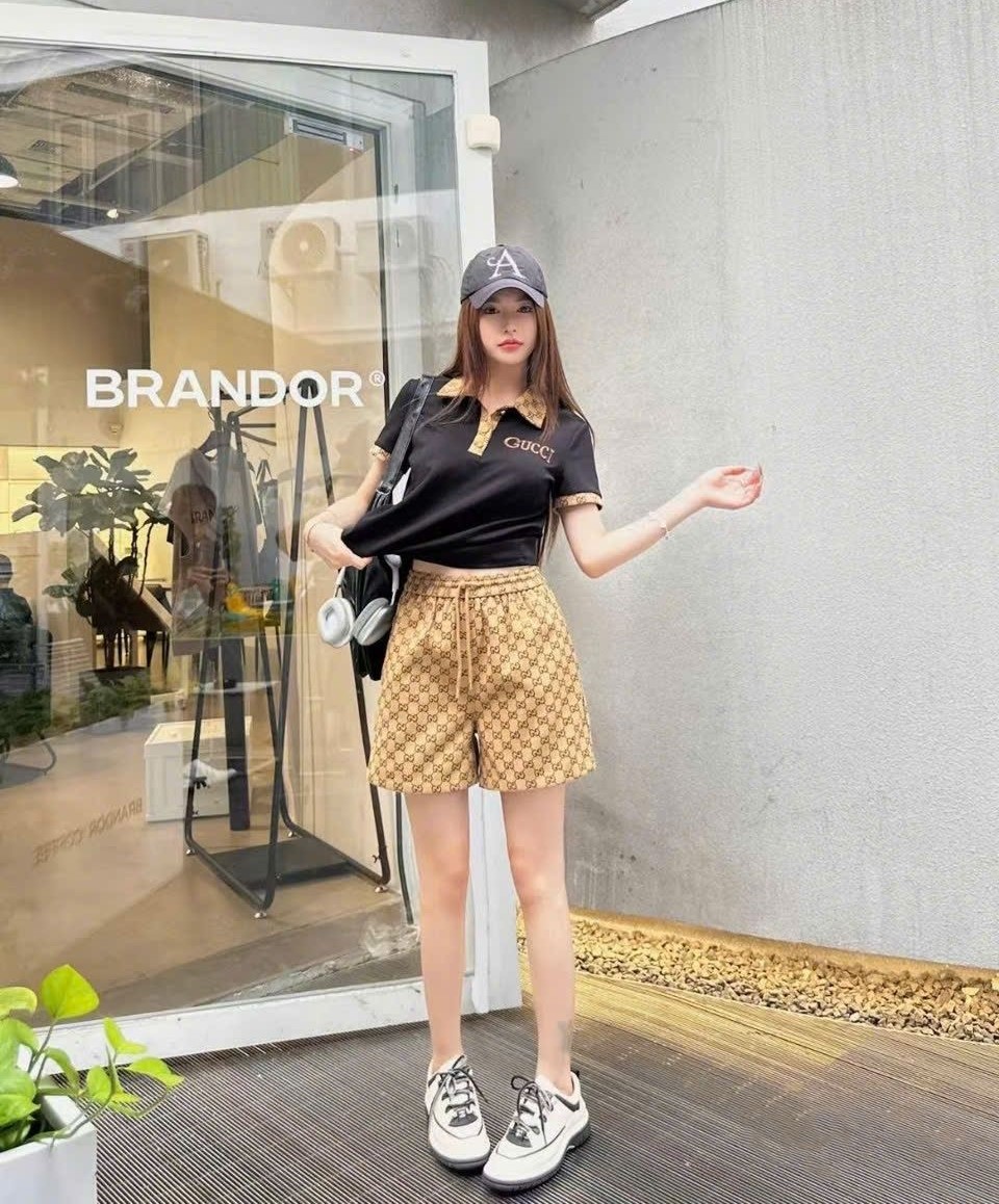 Set bộ áo thun quần đùi nữ Gucci 9
