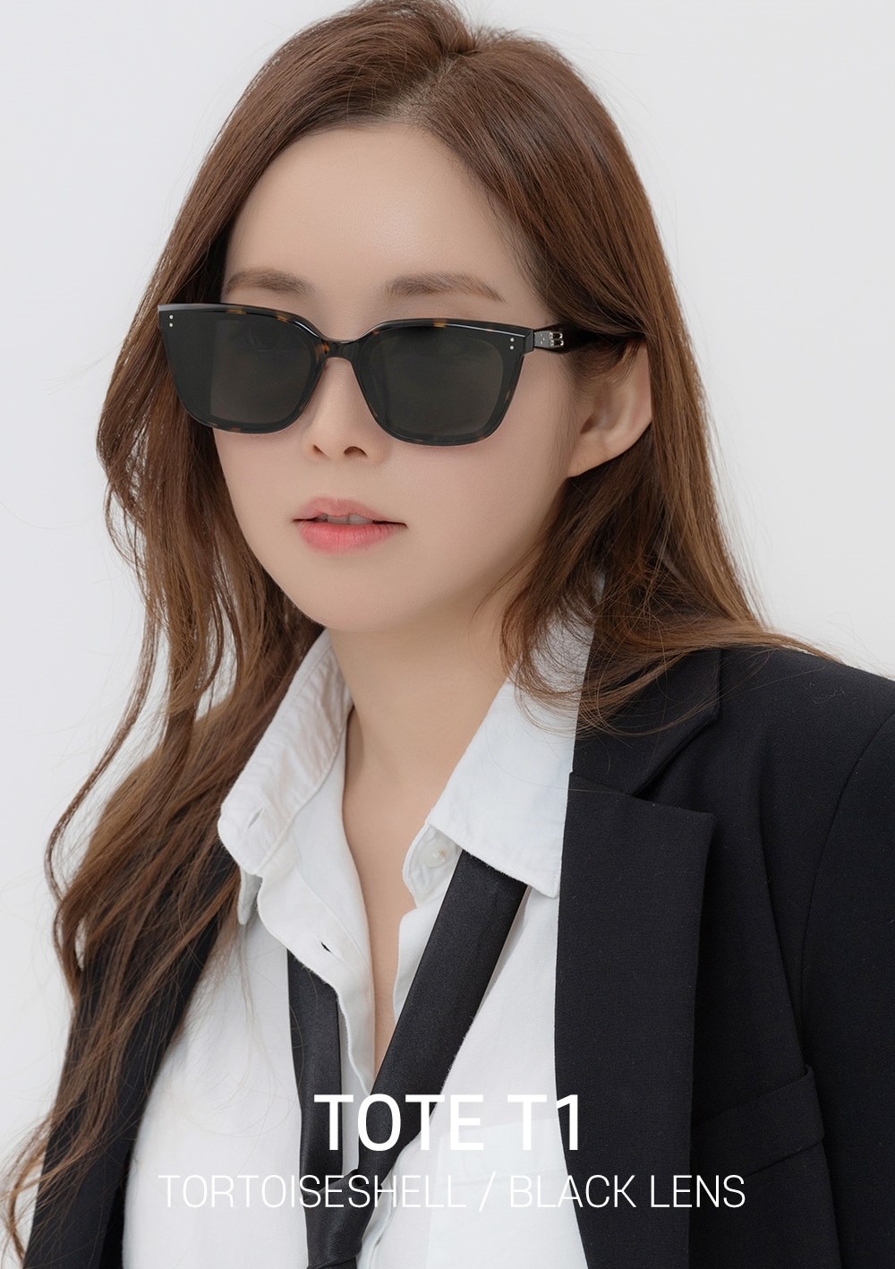 MẮT KÍNH GENTLE MONSTER TOTE T1 BLACK LENSES TORTOISESHELL ACETATE FRAME 4