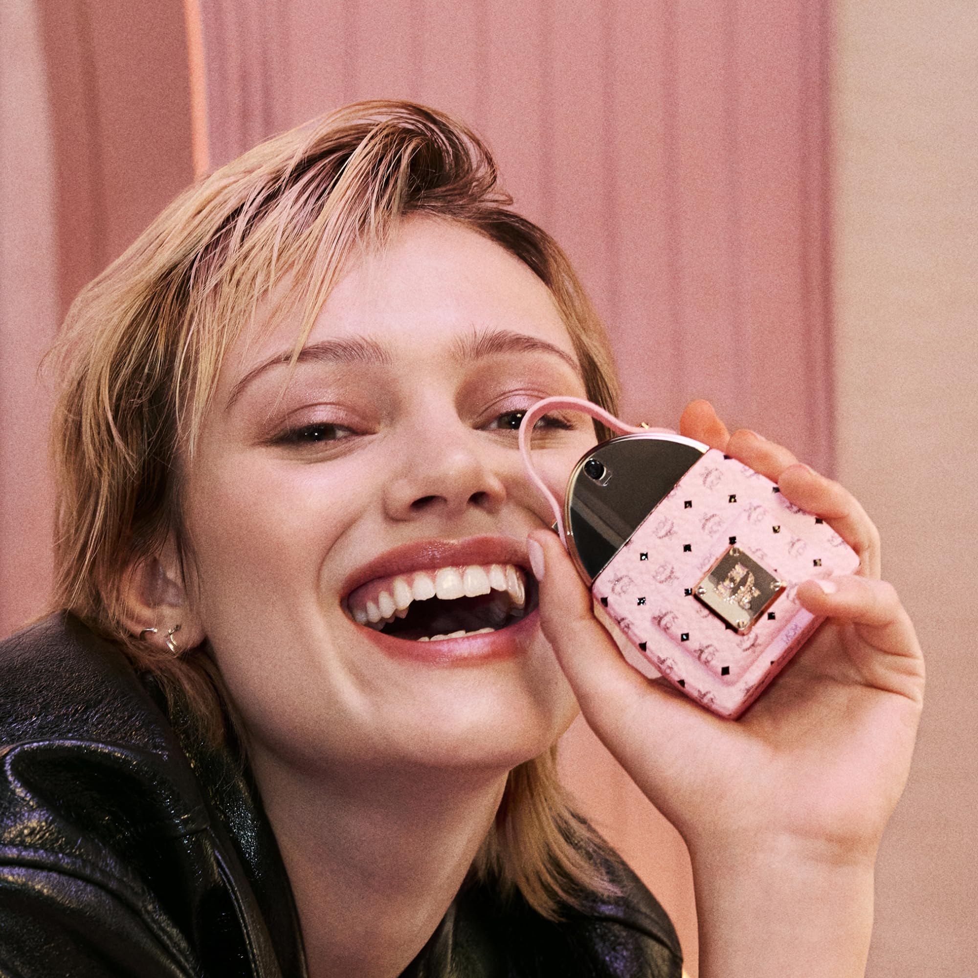 Nước Hoa nữ MCM Crush Eau De Parfum Pink 5