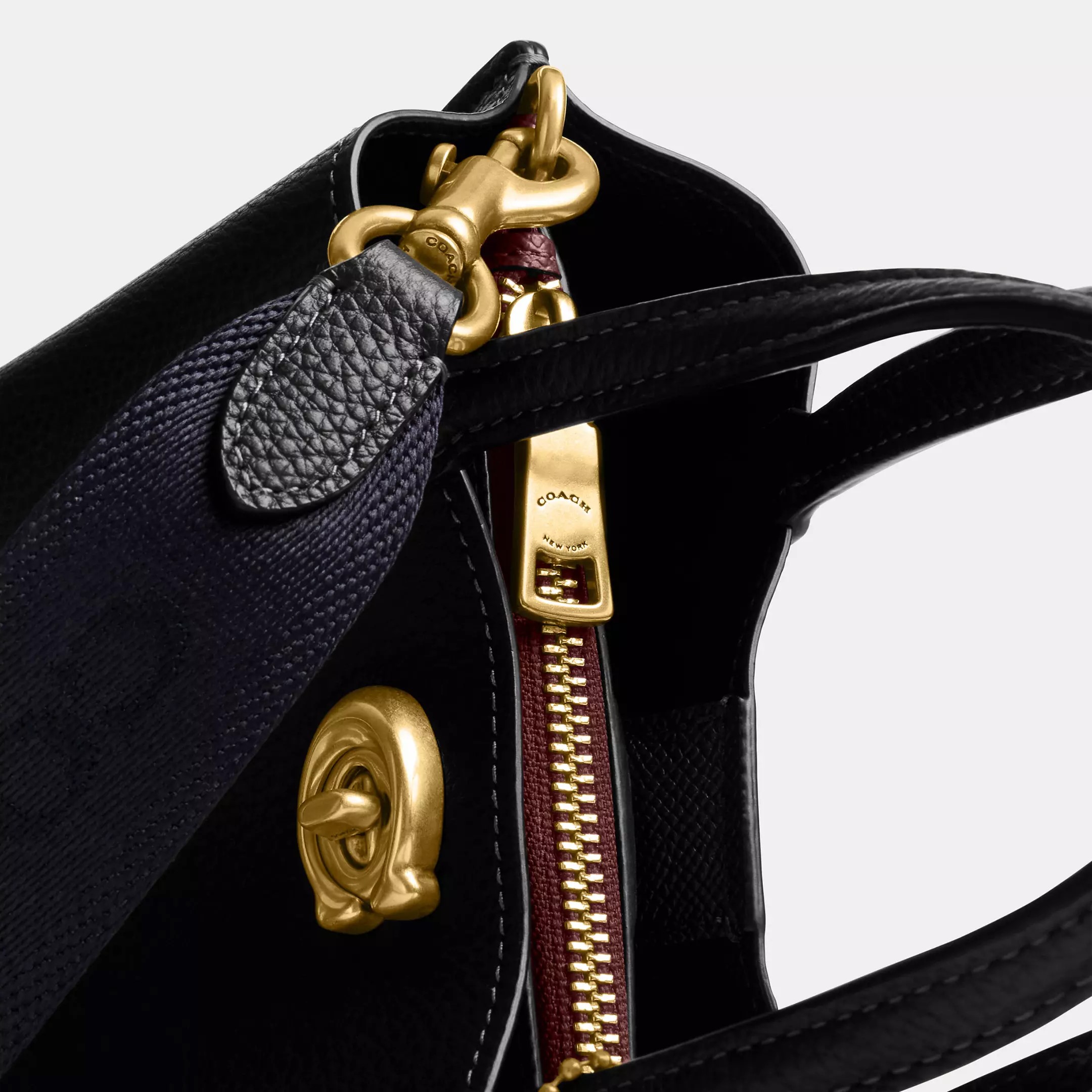Túi xách nữ Willow Tote Bag 18 Black Multi CW549 5