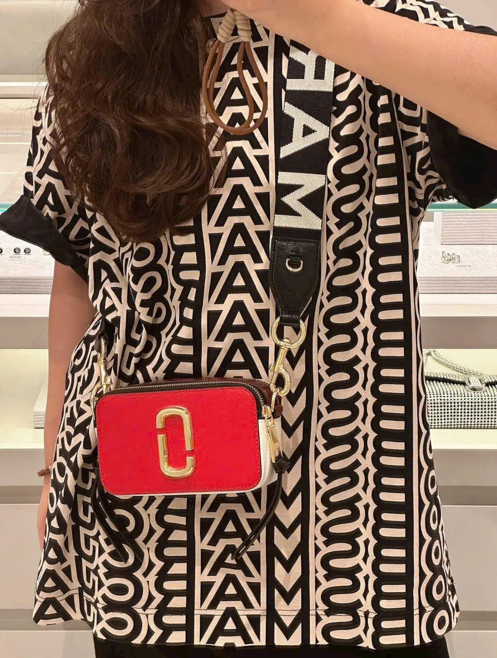 Túi xách nữ Marc Jacobs màu đỏ The Snapshot Crossbody Bag True Red Multi 2S3HCR500H03 6