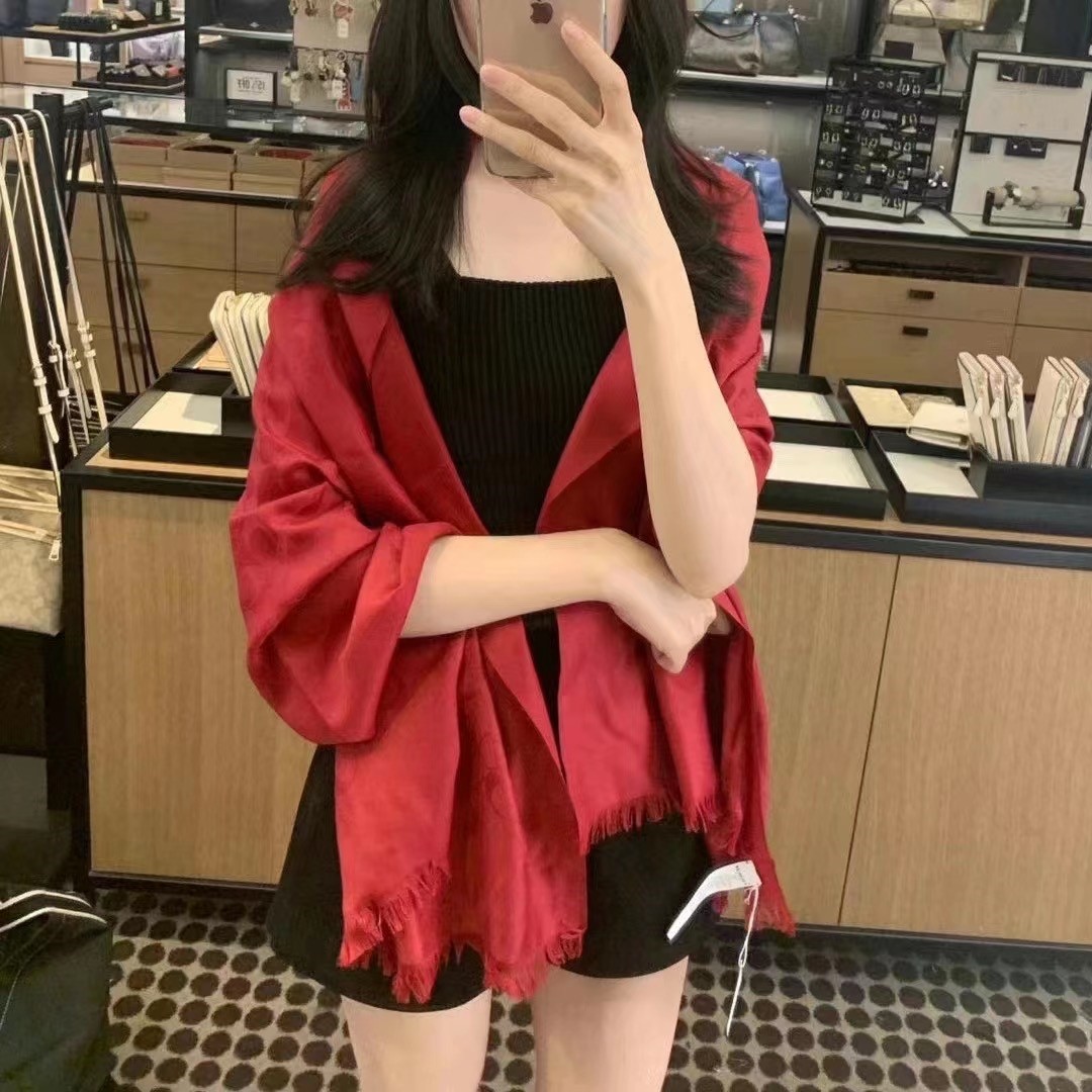 Khăn choàng Coach Fringe Scarf Signature C Logo Wrap True Red F76394 8