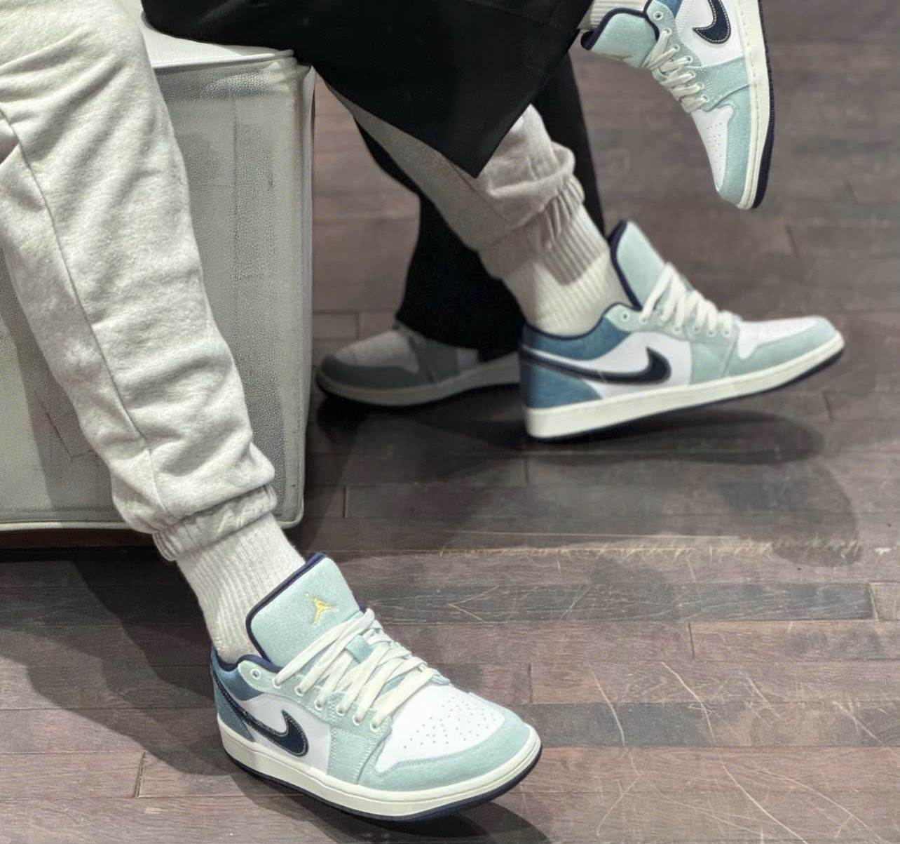 Giày thể thao nam Nike Air Jordan 1 Low SE Denim Star Blue IH0648-141 10