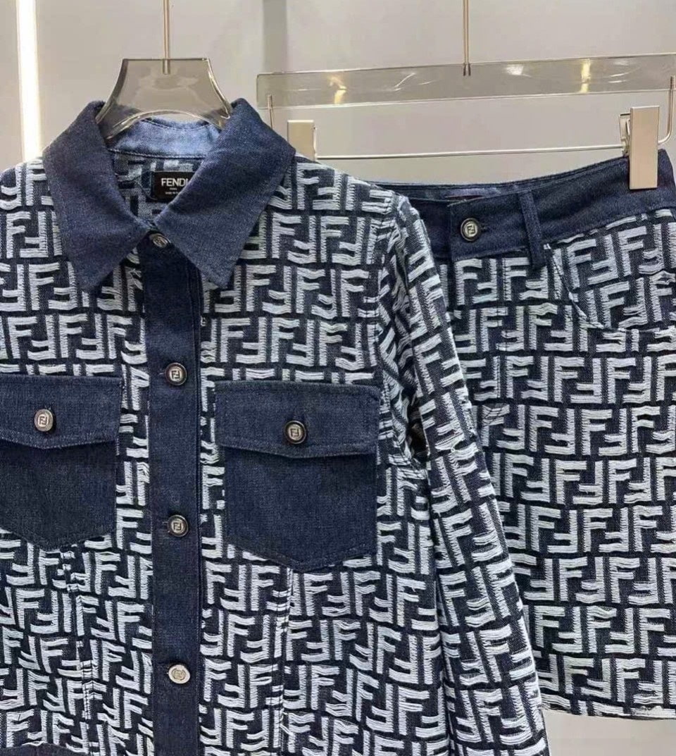 Set áo váy xanh dương Fendi 9