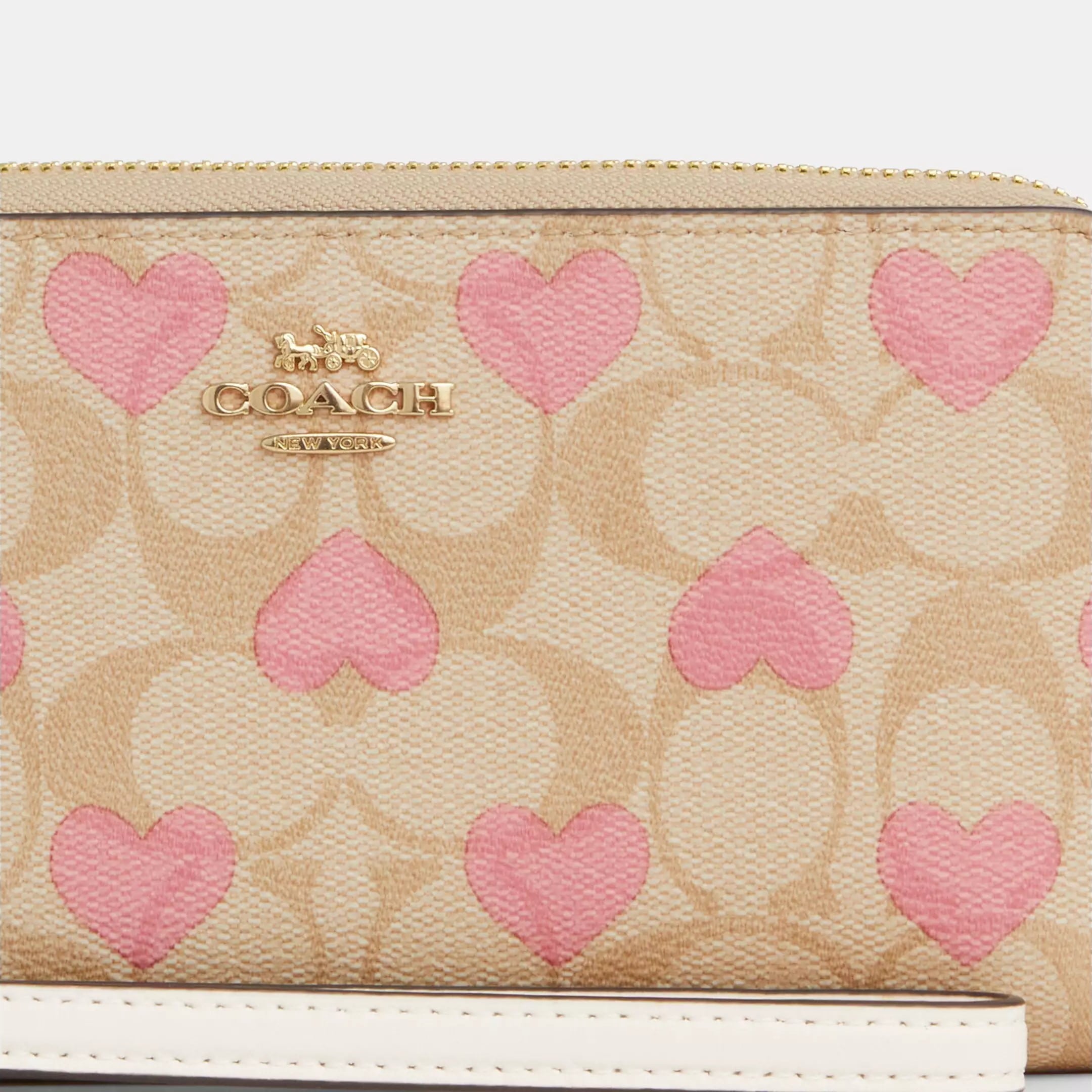 Ví Coach dài Long Zip Around Wallet In Signature Canvas With Heart Print CQ147 1