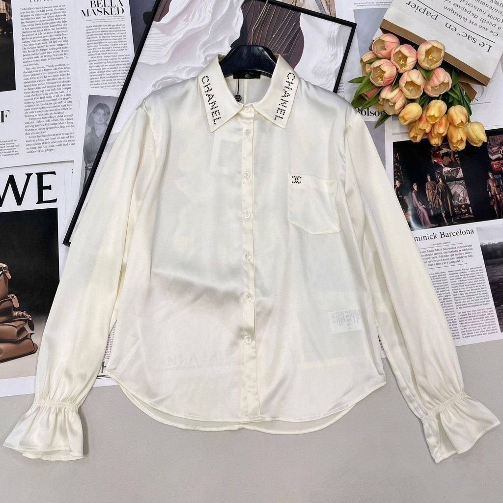 Áo sơ mi lụa trắng ngà Chanel 2