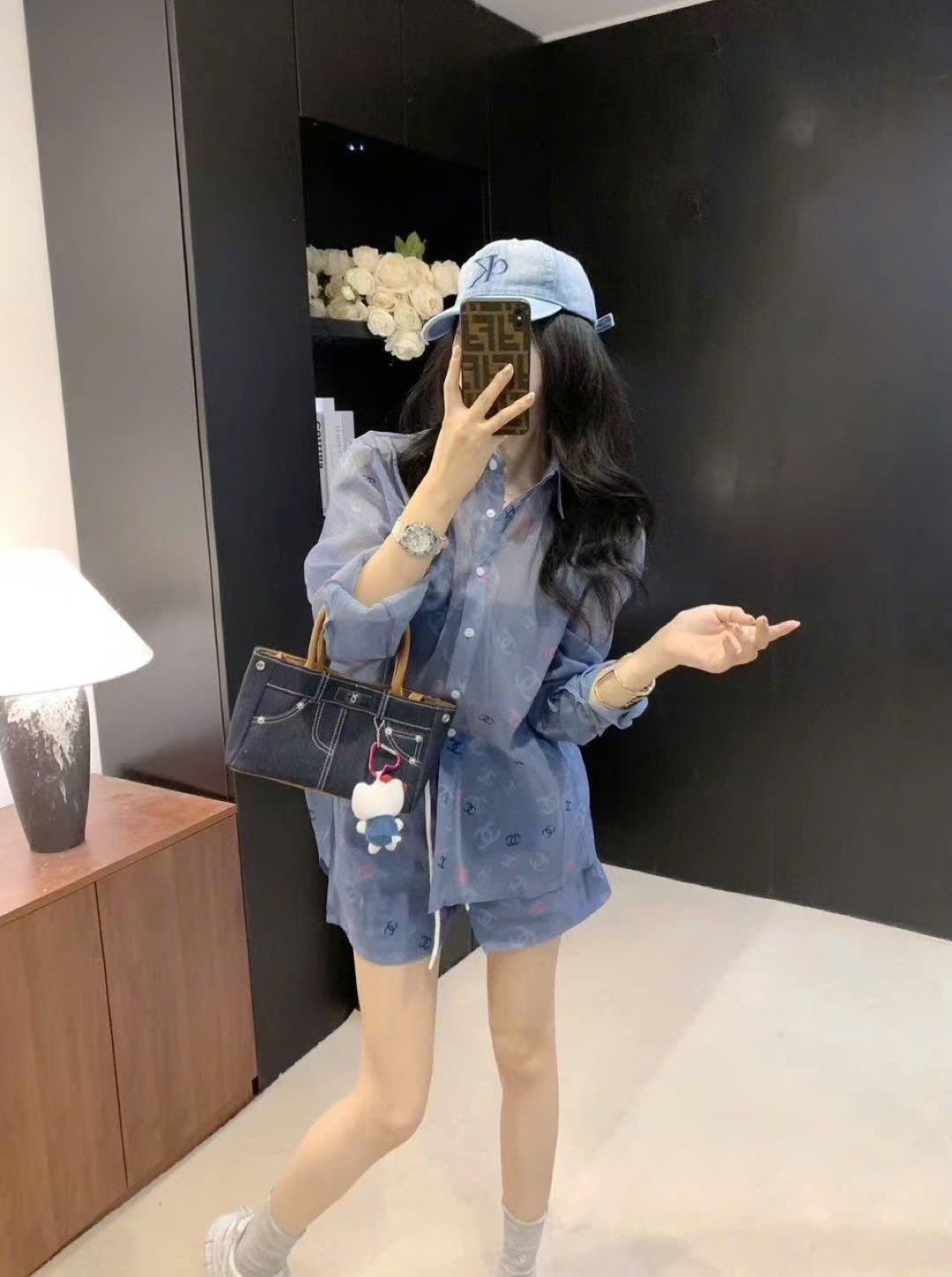 Set bộ quần ngắn áo sơ mi nữ Chanel 5