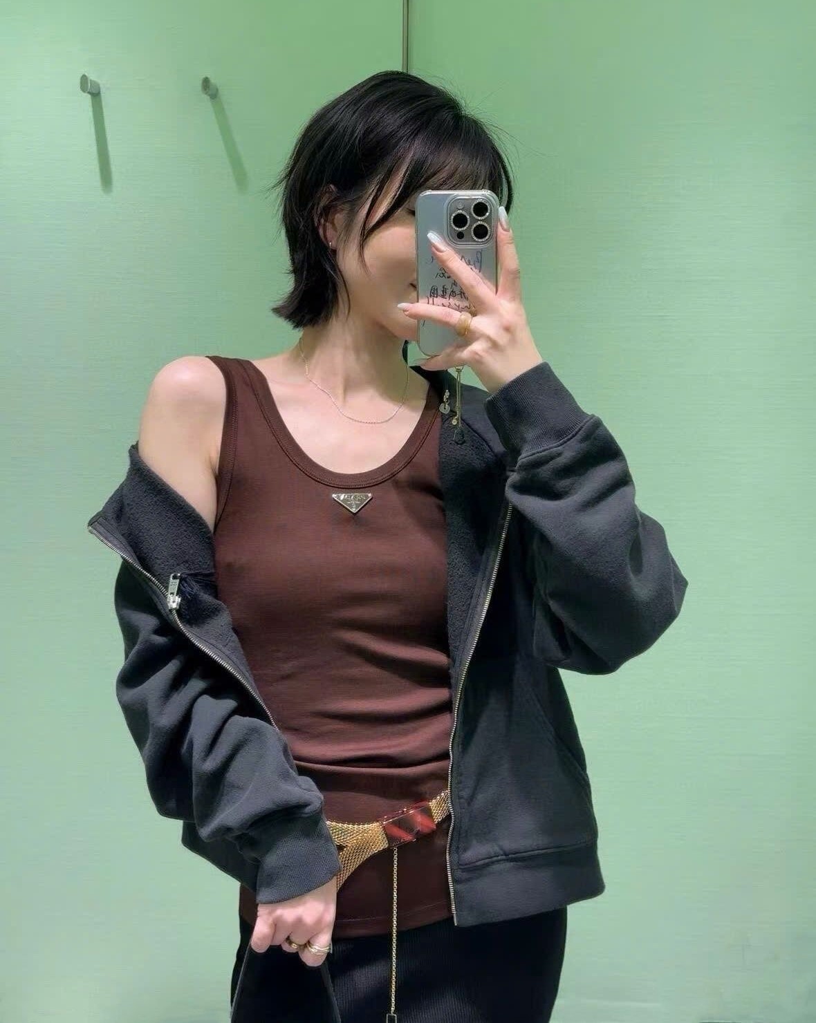 Áo ba lỗ nữ Prada 5