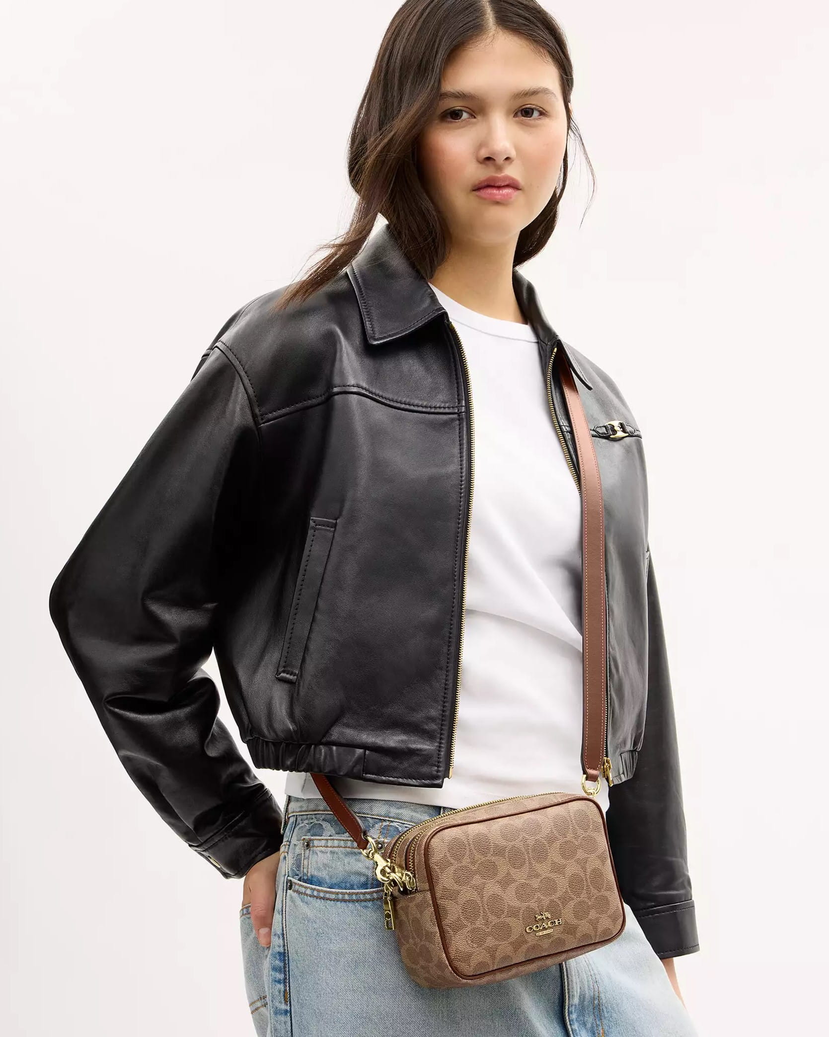 Túi Coach Mini Carey Crossbody Bag In Signature Canvas Brown CEK69 9