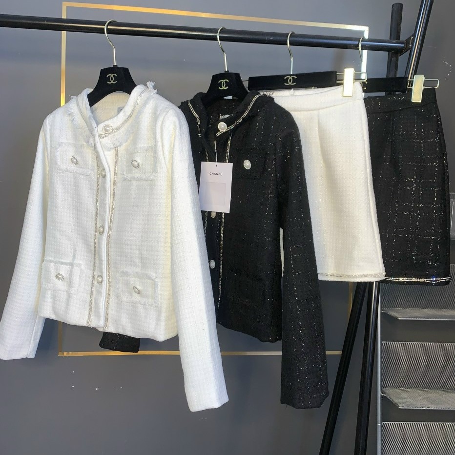 ORDER Set blazer  quần short tweed Chanel màu đen