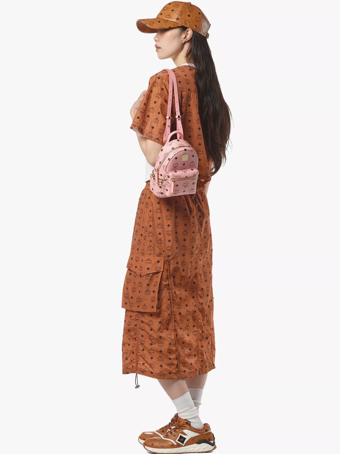Balo nữ MCM Size 18 X-Mini Stark Bebe Boo Soft Pink Side Studs Backpack in Visetos 3