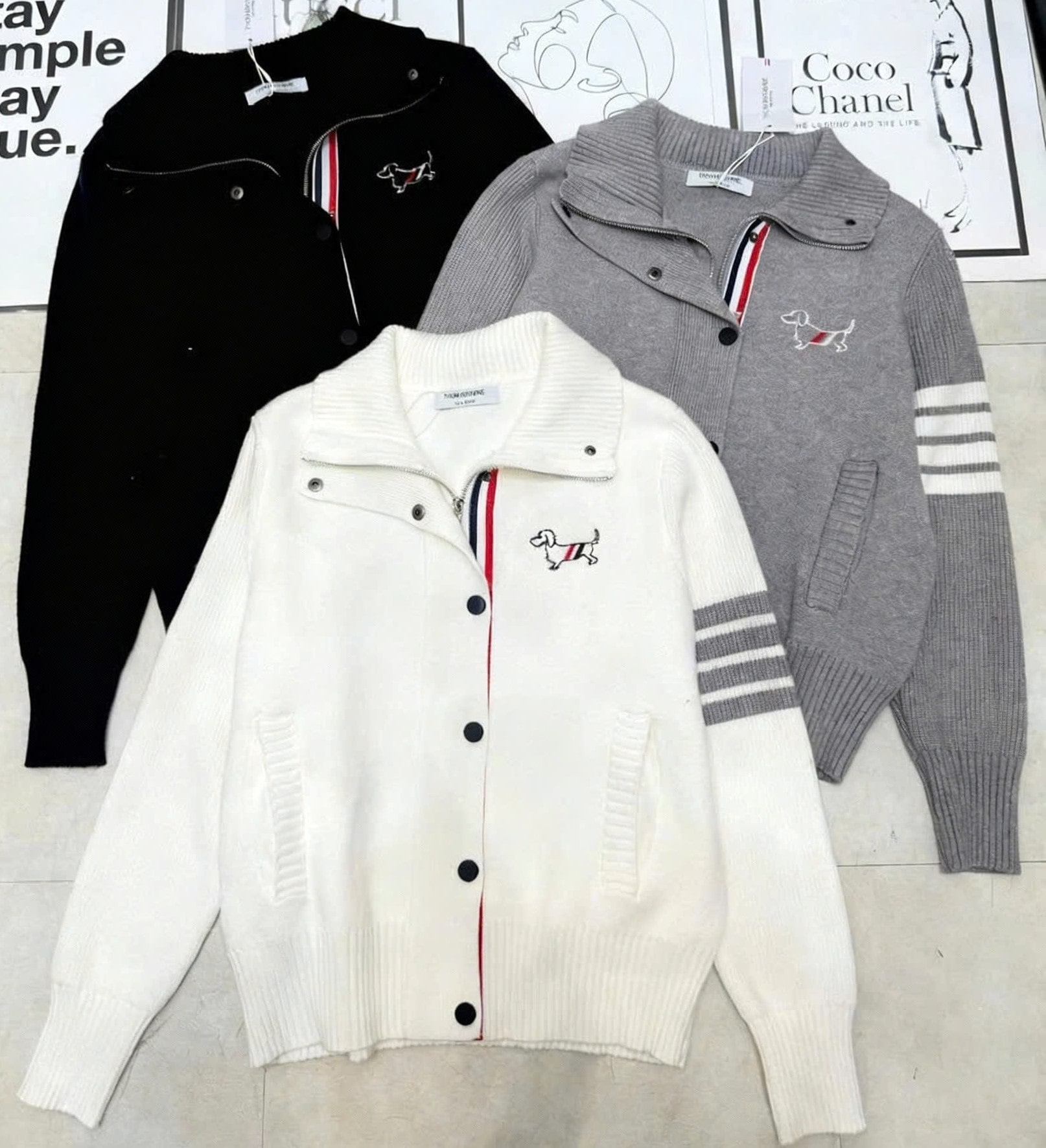 Set áo len váy xếp ly Thom Browne 1