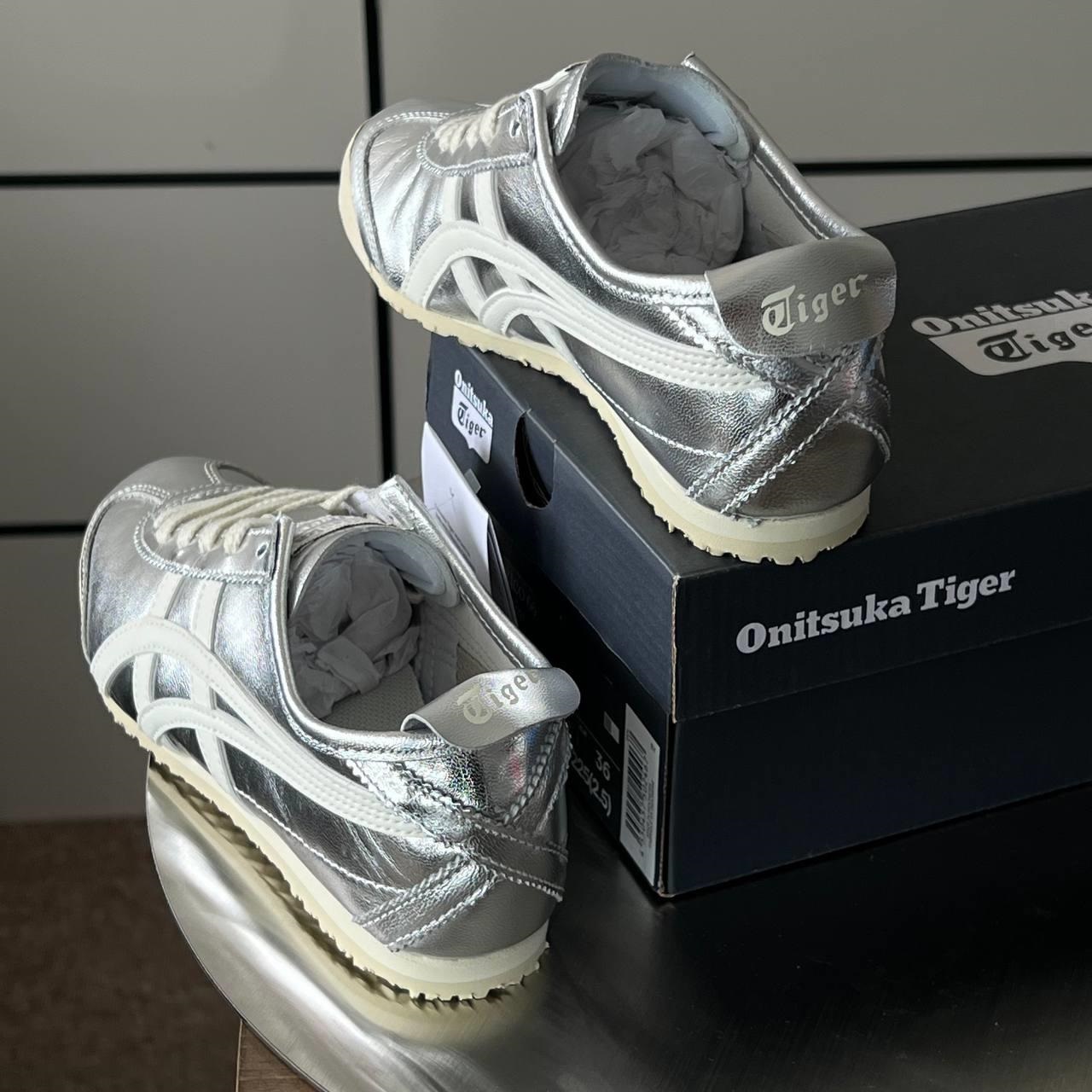 Giày Onitsuka Tiger Mexico 66 Unisex Shoes Silver Off White 1183B566-021 10