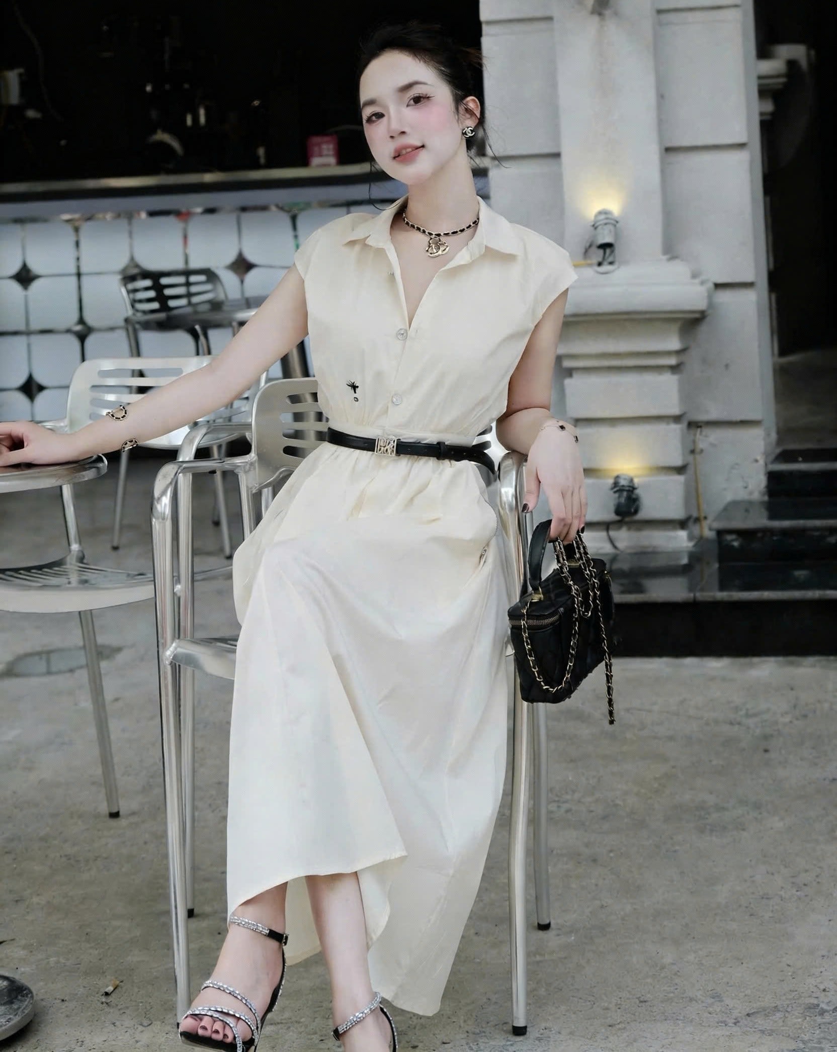 Đầm dài Dior kèm thắt lưng đen 8