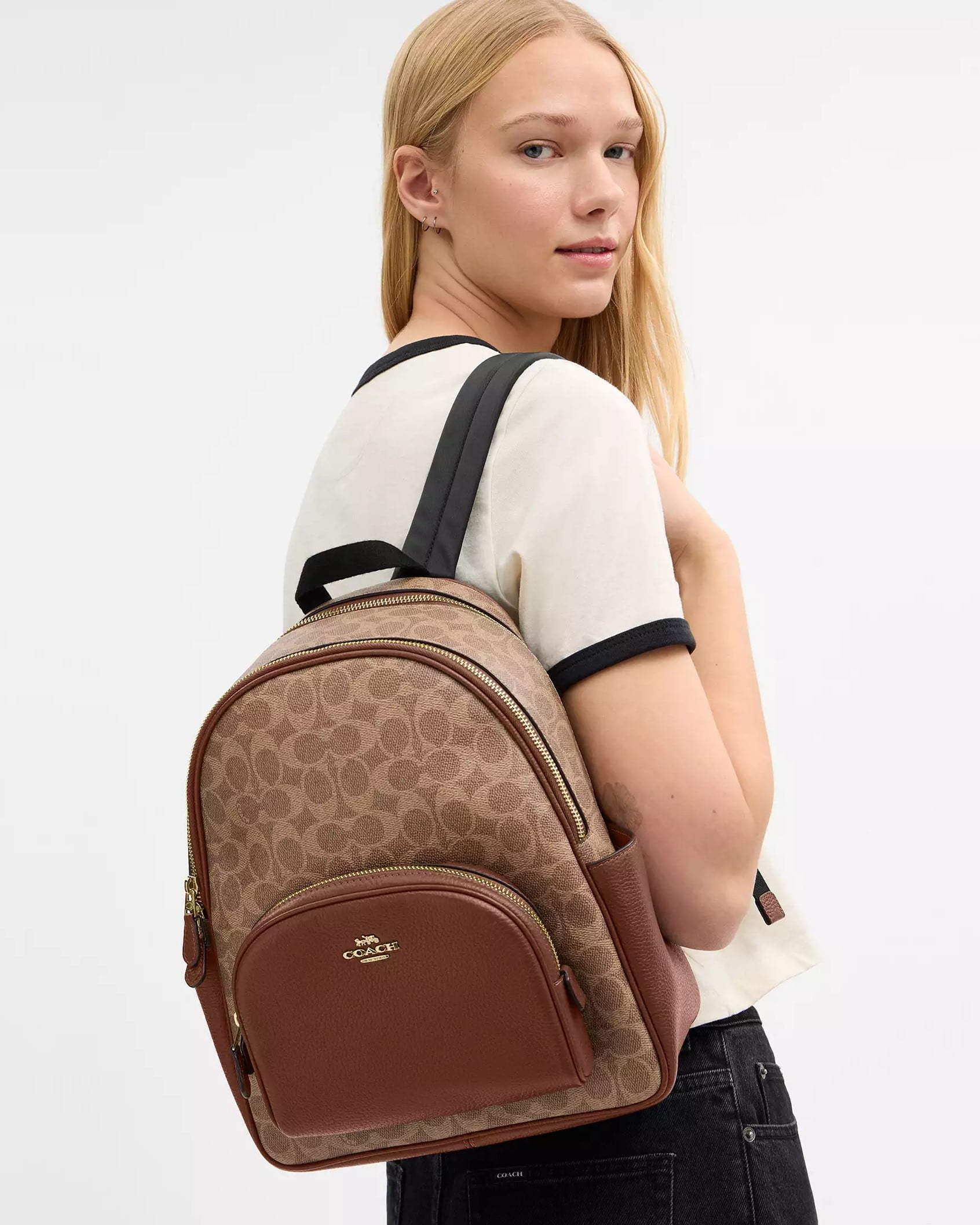 Balo Coach Court Backpack In Signature Canvas Tan Brown CZ176 8