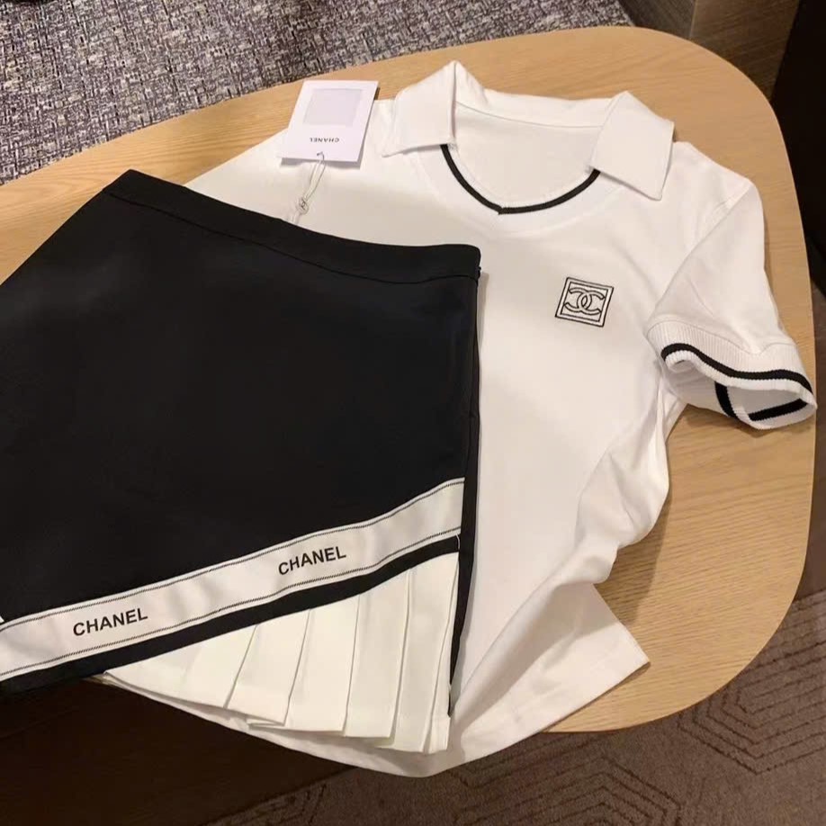Set áo thun váy ngắn Chanel trắng đen 5