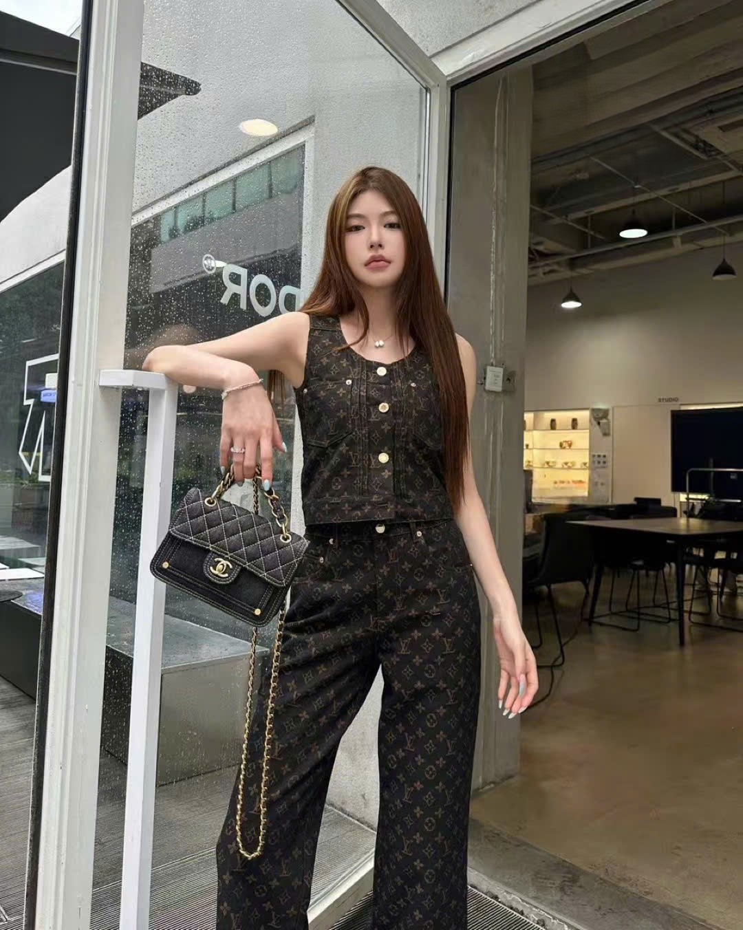 Áo LV nữ Louis Vuitton Monogram Denim Button 2