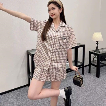 Set áo váy xếp ly Miu Miu 