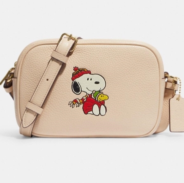 Túi đeo chéo nữ Coach X Peanuts Mini Jamie Camera Bag With Snoopy Cuddle Motif