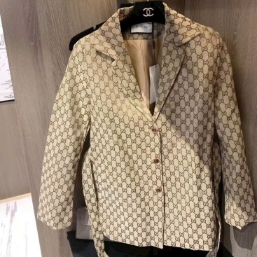 Áo khoác vest nữ Gucci kèm thắt lưng