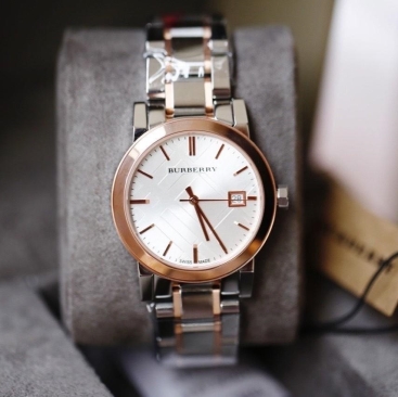 Đồng hồ Burberry Stainless Steel Bracelet Watch