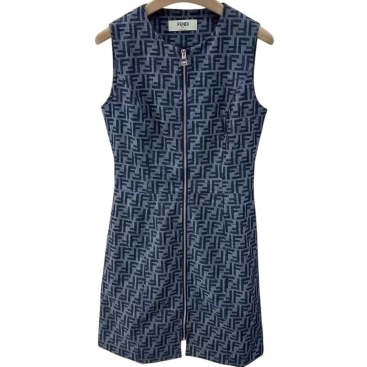 Áo đầm xanh sát nách nữ Fendi