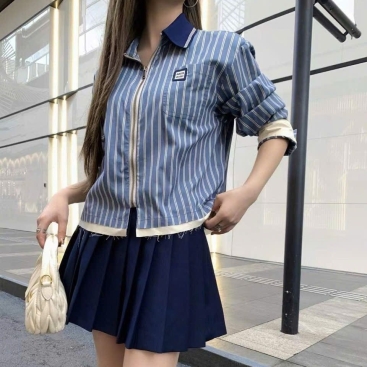 Áo sọc đứng xanh dương phối trắng Miu Miu