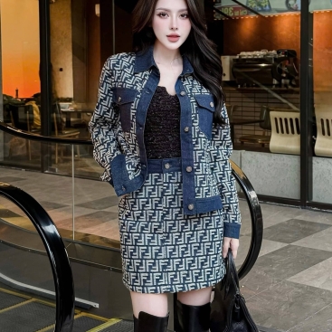 Set áo váy xanh dương Fendi