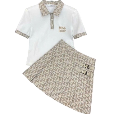 Set áo thun polo váy xếp ly Dior
