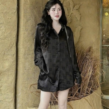 Set bộ áo sơ mi quần ngắn lụa MiuMiu