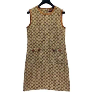 Đầm dài Gucci sát nách nâu