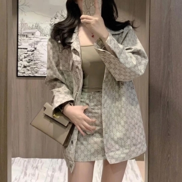Set jean áo váy ngắn xám Gucci
