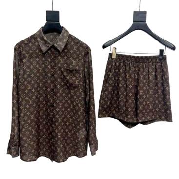 Set áo sơ mi quần short nâu LV
