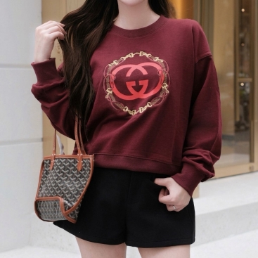 Áo nữ màu đỏ và trắng nữ Gucci