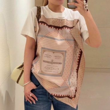 Áo LV Trunk Scarf Front T-Shirt