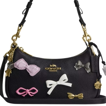 Túi Coach Teri Shoulder Bag With Bows And Charms CDY93