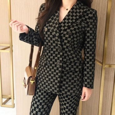 Set áo vest quần dài nữ họa tiết hãng Gucci