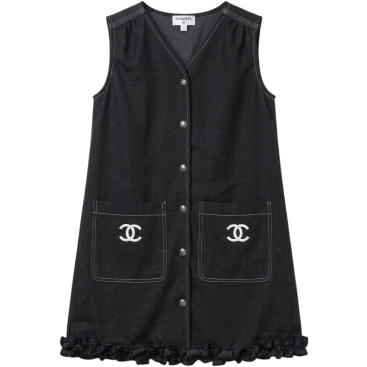 Áo đầm nữ sát nách dáng rộng trắng và jean Chanel