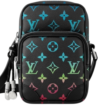 Túi Louis Vuitton Amazon Monogram Iridescent Gradient Black Bag M13898