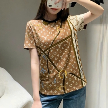 Áo thun LV họa tiết vàng nâu tay ngắn