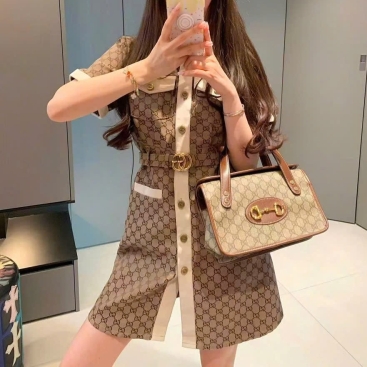 Đầm nâu nữ Gucci phối viền màu kem